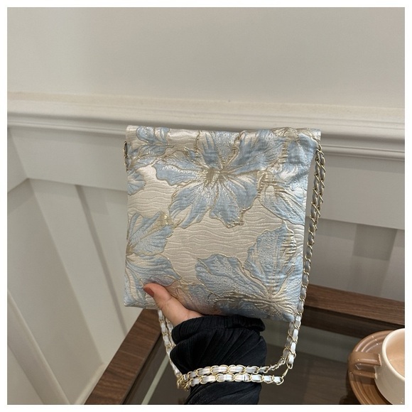 Versatile Casual Shoulder Bags High-capacity Commuter Crossbody Bucket Bag - Picture 4 of 13